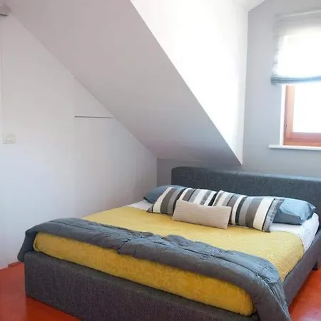 Apartment Iggy Postira
